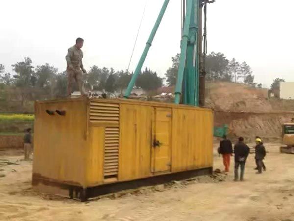 互助如何判断水冷式机油散热器密封件是否需要更换?